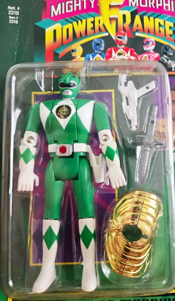 Mighty Morphin Power Rangers figures with Megazord and Dragonzord